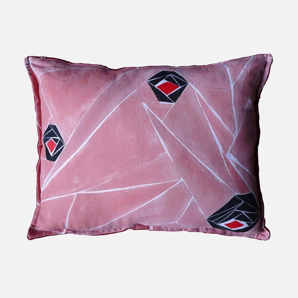 cushion rosae black zazielab