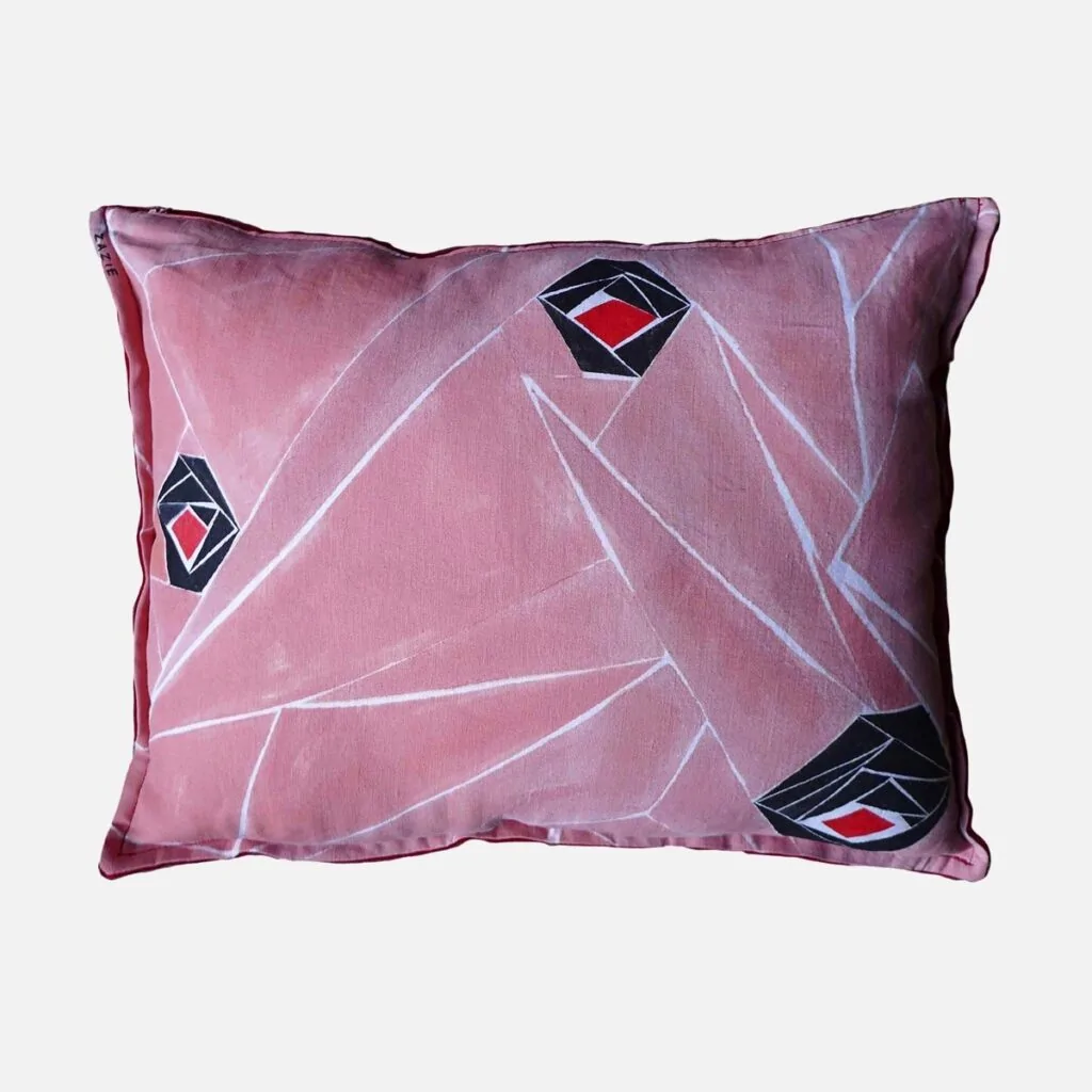 cushion rosae black zazielab