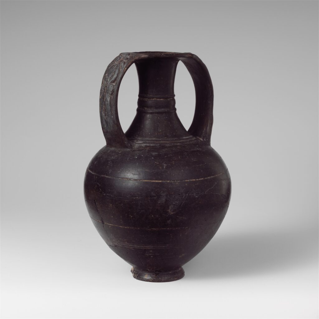 Terracotta Nicosthenic neck-amphora — Etruscan 6th century BCE