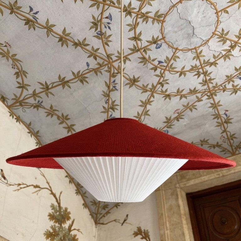 Paralume di tessuto Losange a cappello rosso e plisse bianco Rima Fonti