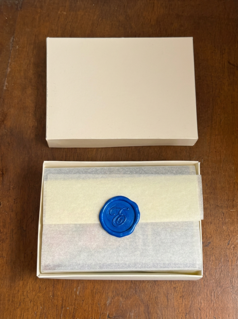 Buste chiuse da sigillo monogramma — corrispondenza d'autore, carteggi privati, firma epistolare.
