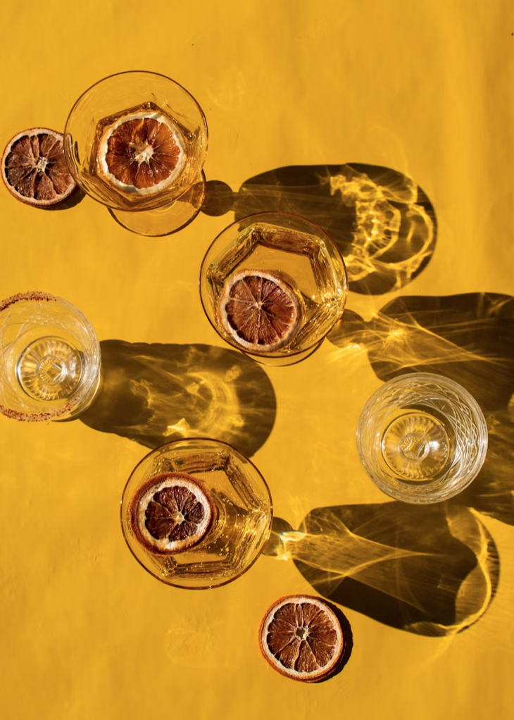 Αποξηραμένα εσπεριδοειδή για cocktails — bar d'auteur, αρωματικά βράδια, υπογεγραμμένα εγχύματα.